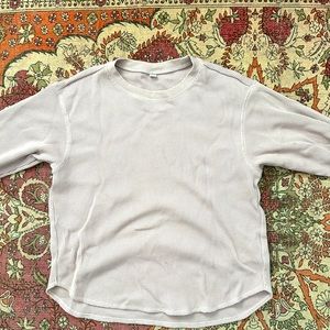 UNIQLO: Waffle Crew Neck Long-Sleeve T-Shirt. Size medium. Great condition